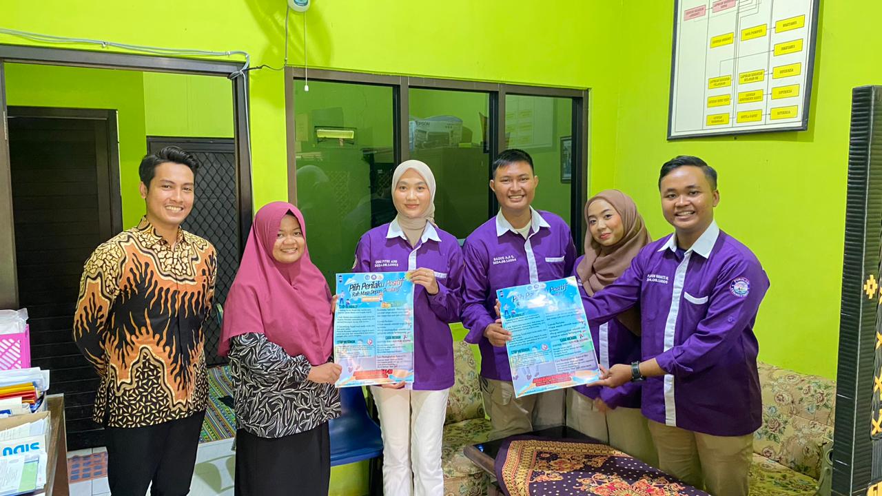 Psikoedukasi Psikologi Pendidikan oleh Fakultas Psikolo UHT Sukses Digelar di SMAN 1 Driyorejo, Siswa Antusias Ikuti Pembelajaran Karakter (1)